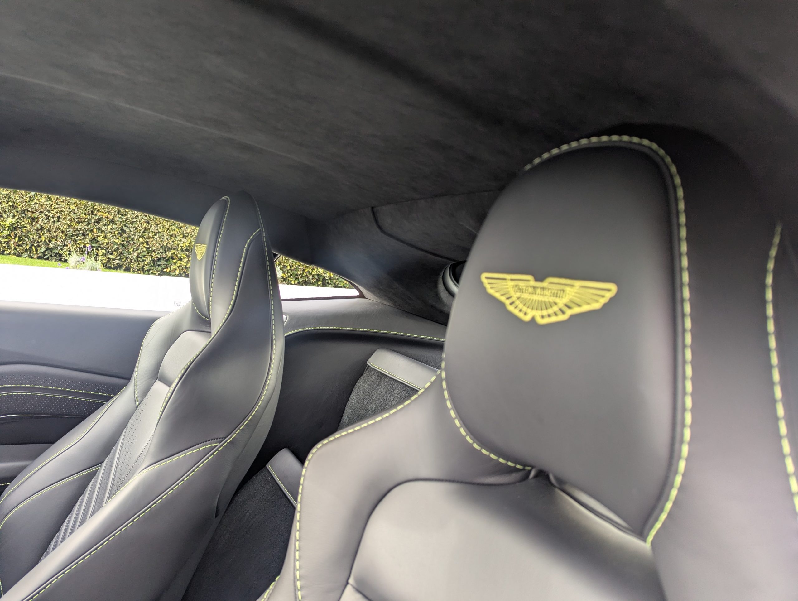 Aston Martin Vantage V12 (One of only 333) Final V12's 5