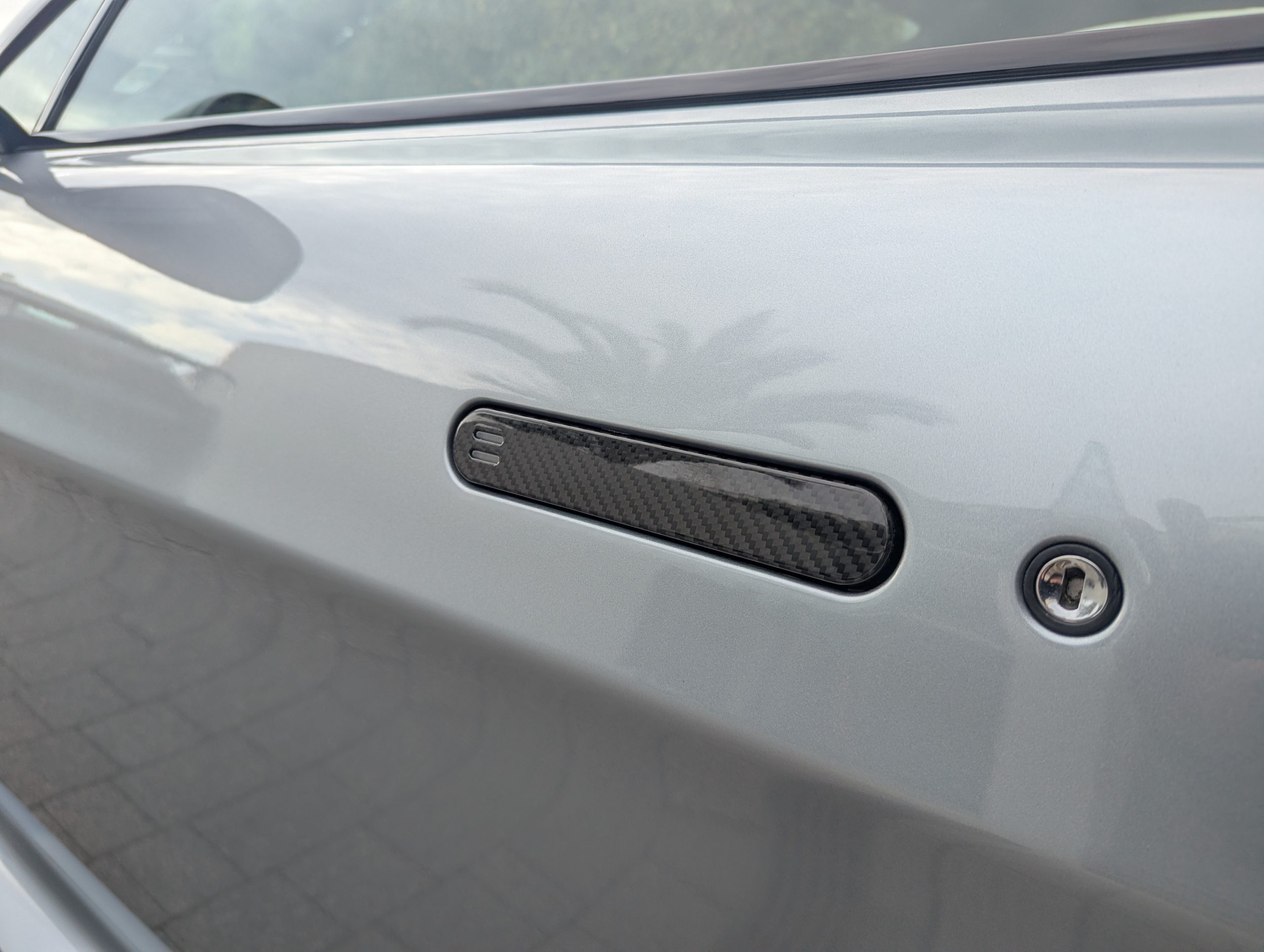 Vantage S V12 Roadster Rare 565 hp Dog Leg Manual 1 of only 91 7